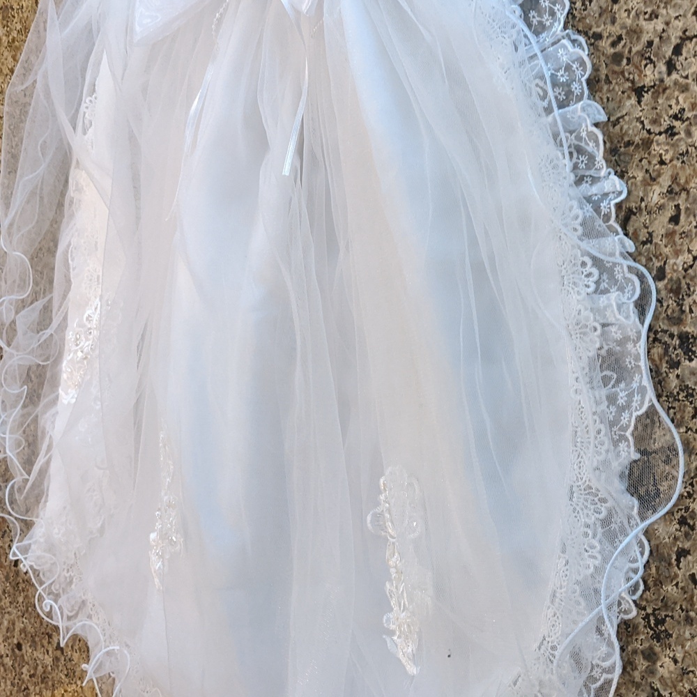 Girls Beautiful Veil White Tulle Satin Ruffles Layers Sequins Pears Applique Bow - Picture 2 of 4